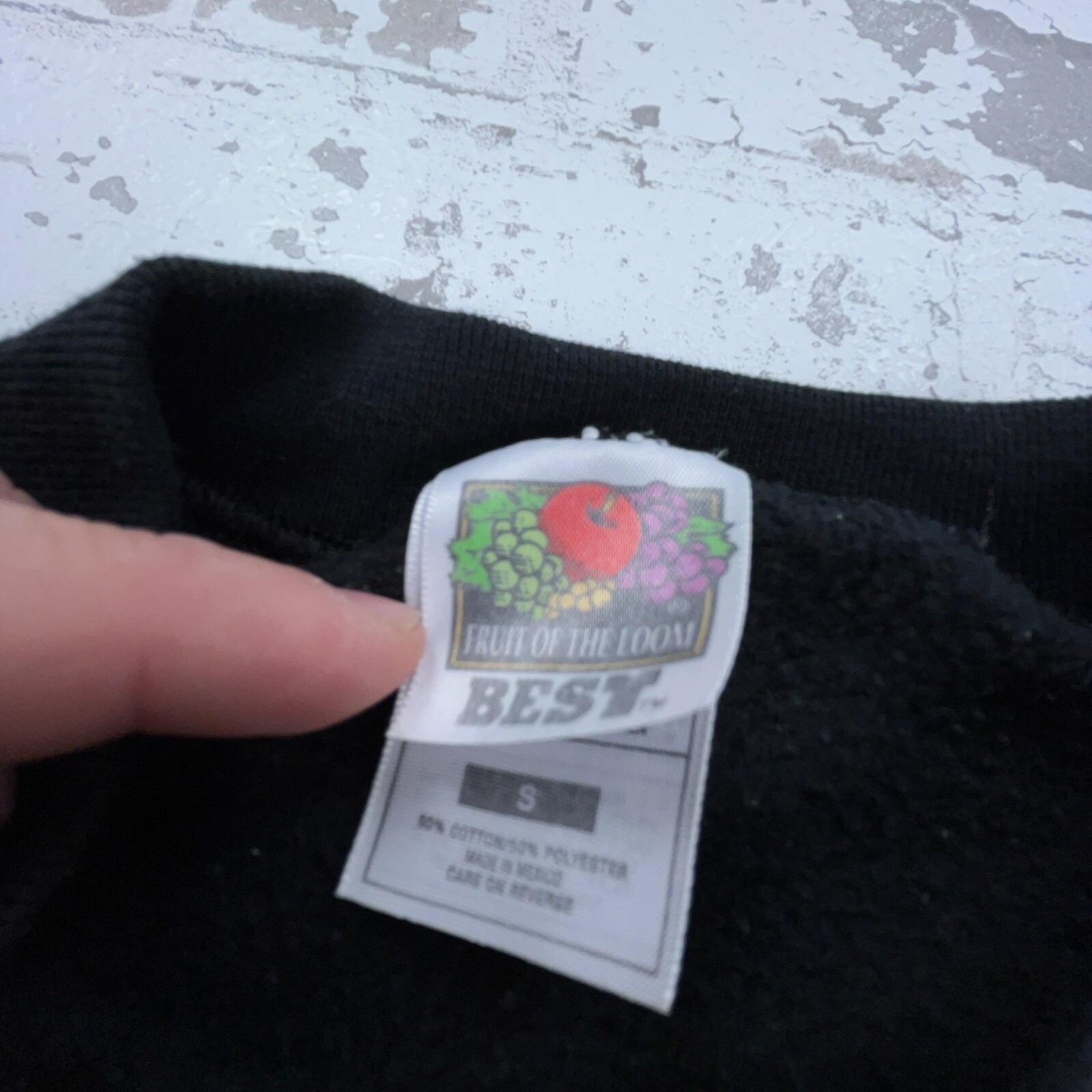 Vintage Iowa Hawkeyes Sweatshirt Men Small Black Crewneck Sweater Sewn 90s Af — image 5 of 8